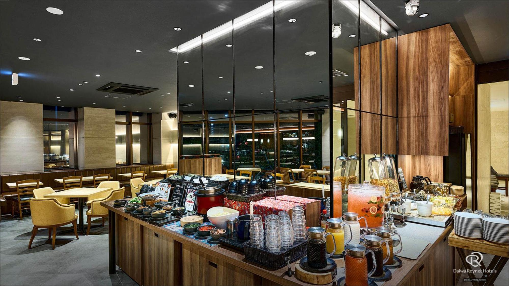Daiwa Roynet Hotel Naha-Omoromachi Premier Экстерьер фото
